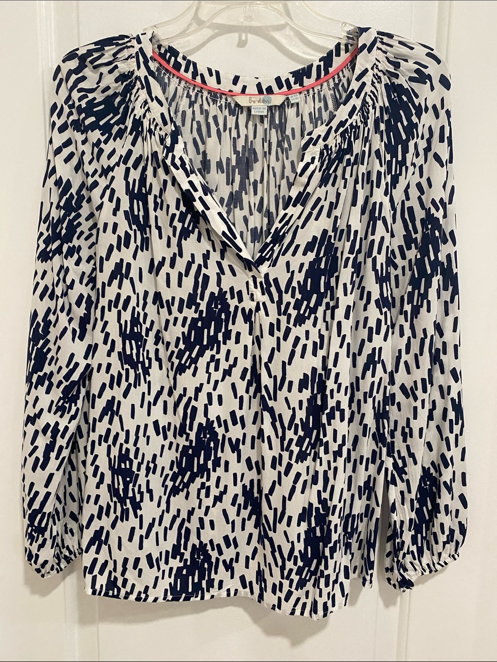 Boden Navy and White Abstract V-Neck Blouse